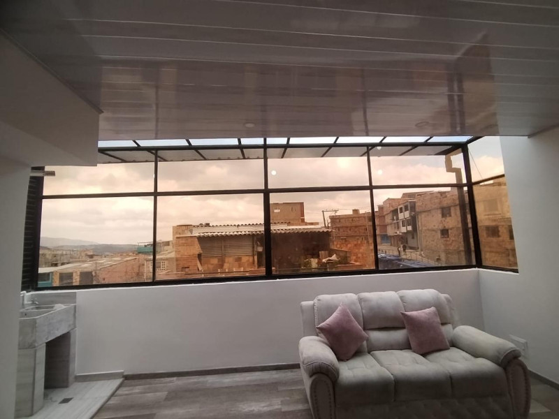 Casa en venta en Usminia, Bogotá · foto 5 de 23