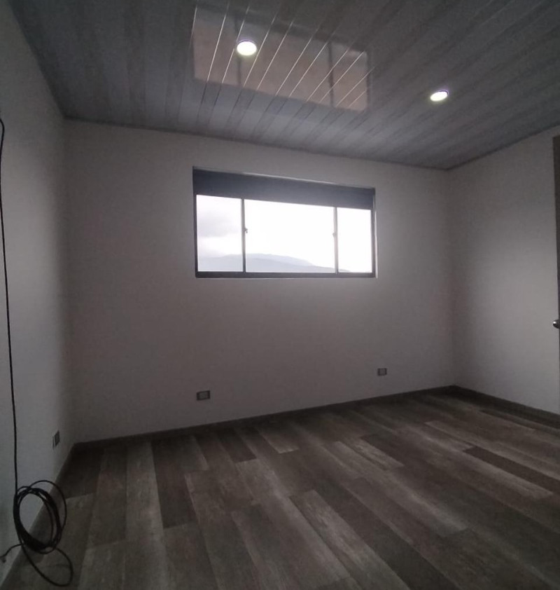 Casa en venta en Usminia, Bogotá · foto 13 de 23