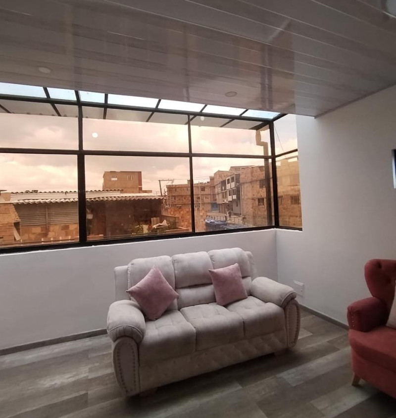 Casa en venta en Usminia, Bogotá · foto 17 de 23