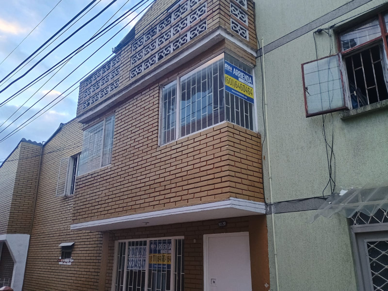 Casa en venta en Ciudad Quirigua, Bogotá · foto 2 de 16