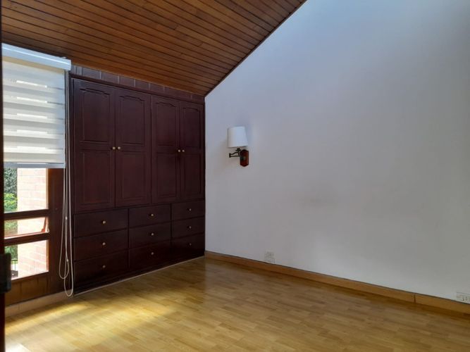 Casa de 3 alcobas en venta en Nueva Autopista, Bogotá, 116 m² · foto 7 de 10