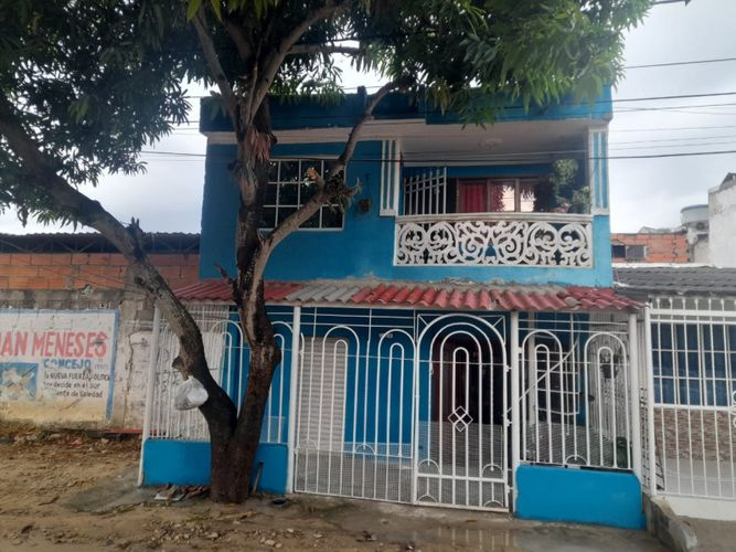 Casa de 6 alcobas en venta en Antonio Nariño, Soledad, 98 m² · foto 1 de 14