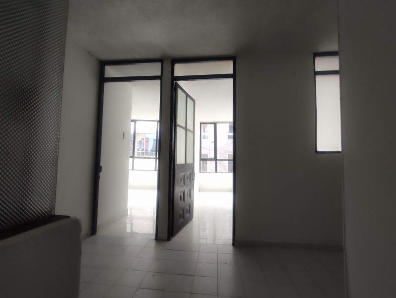 Casa en venta en Villa Hermosa, Bogotá · foto 8 de 16