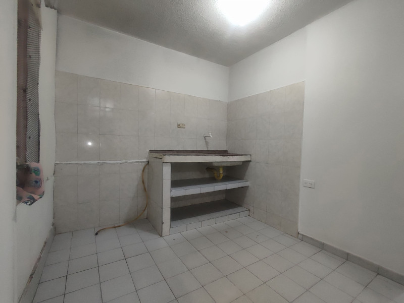 Casa en venta en Villa Hermosa, Bogotá · foto 13 de 16