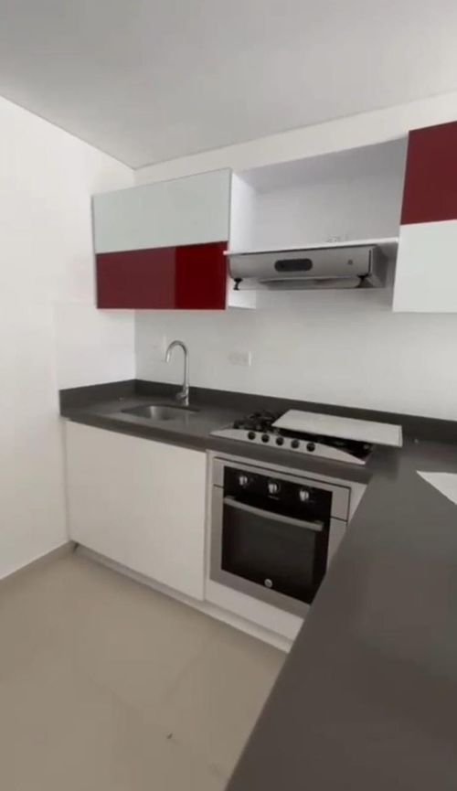 Apartamento de 3 alcobas en venta en Sotomayor, Bucaramanga, 99 m² · foto 6 de 8