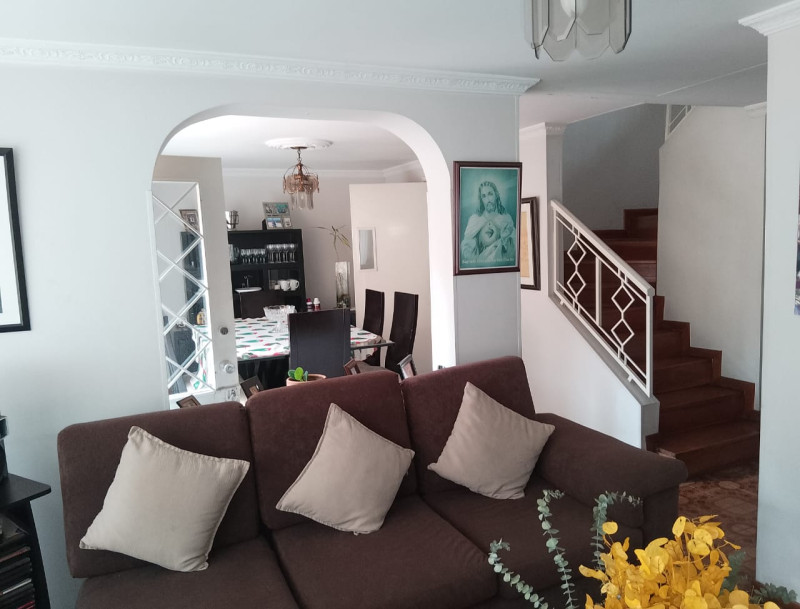 Casa en venta en Modelia, Bogotá · foto 2 de 14
