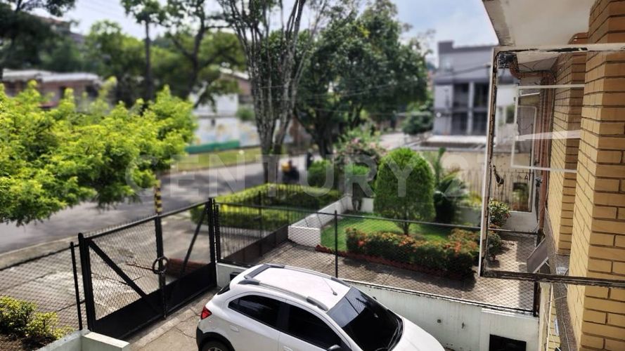 Casa de 6 alcobas en venta en Santa Isabel, Cali, 212 m² · foto 2 de 10