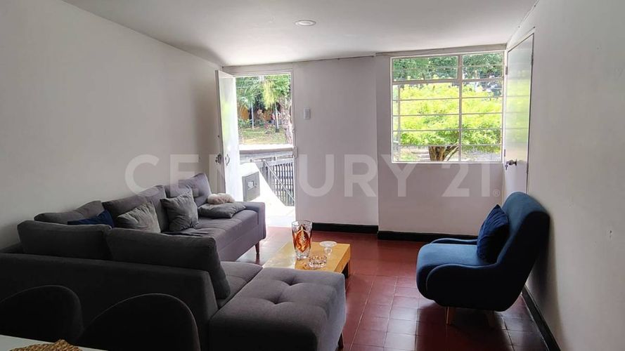 Casa de 6 alcobas en venta en Santa Isabel, Cali, 212 m² · foto 3 de 10