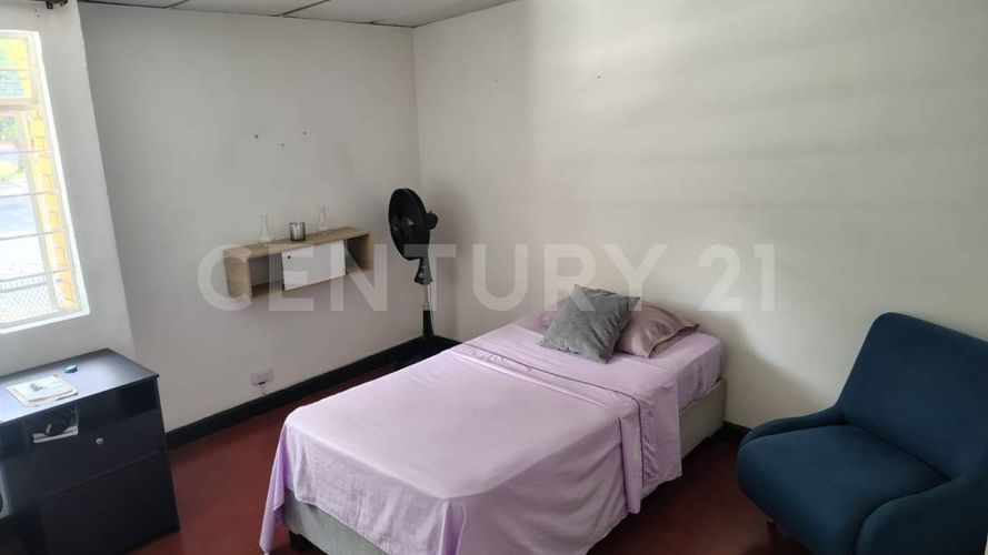 Casa de 6 alcobas en venta en Santa Isabel, Cali, 212 m² · foto 5 de 10