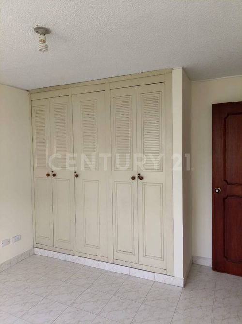 Apartamento de 2 alcobas en venta en Primero De Mayo, Cali, 541 m² · foto 11 de 16