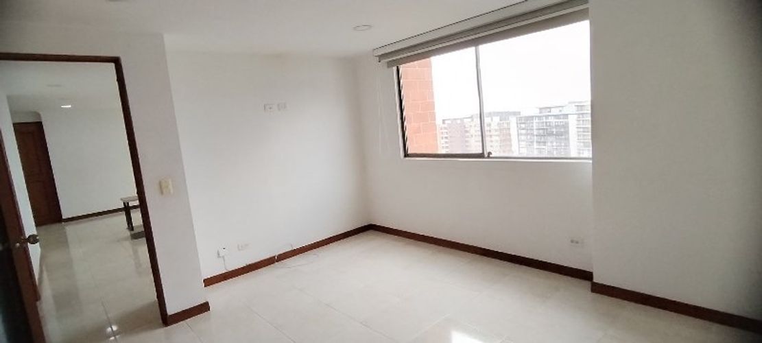 Apartamento de 2 alcobas en arriendo en La Visitación, Medellín, 88 m² · foto 11 de 17
