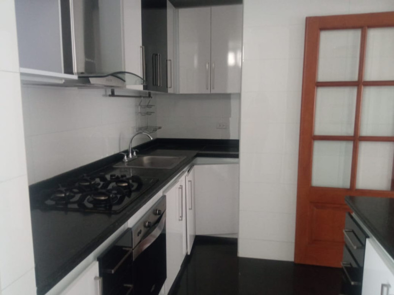 Apartamento en venta en Nueva Autopista, Bogotá · foto 7 de 19
