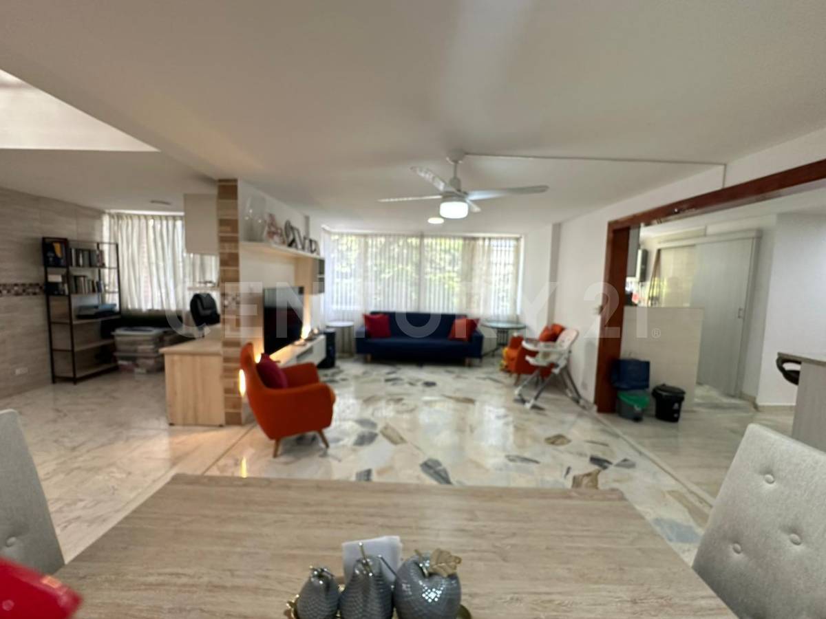 Apartamento en venta en Santa Monica, Cali · foto 3 de 19