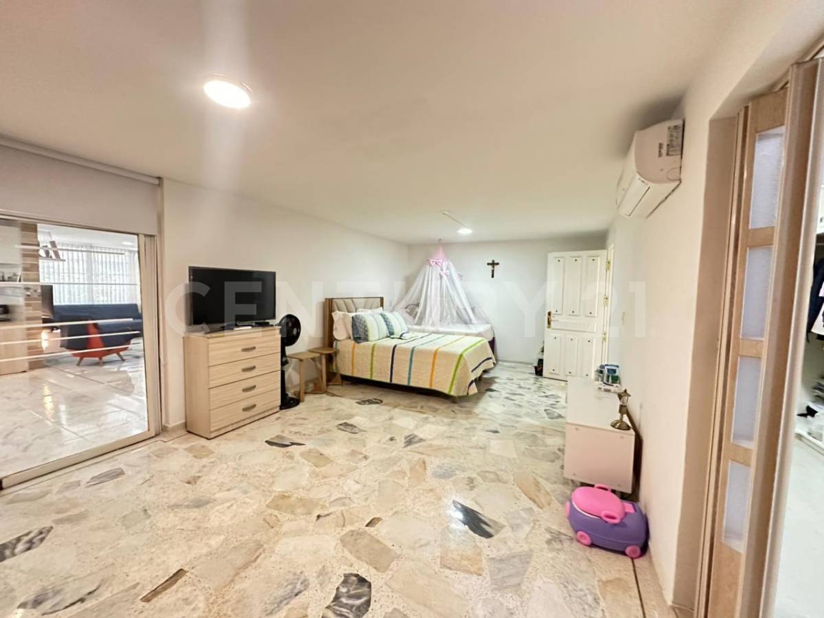 Apartamento en venta en Santa Monica, Cali · foto 6 de 19