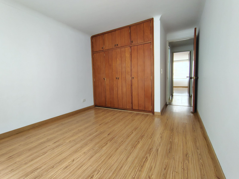 Apartamento en venta en Santa Barbara, Bogotá · foto 10 de 18