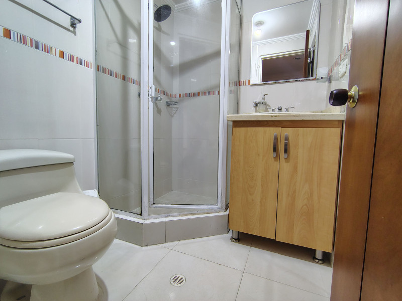 Apartamento en venta en Santa Barbara, Bogotá · foto 15 de 18