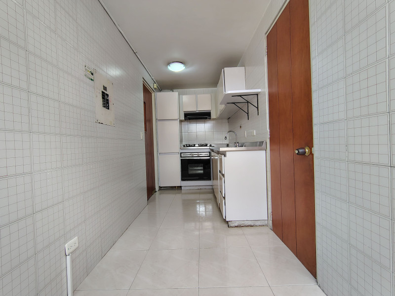 Apartamento en venta en Santa Barbara, Bogotá · foto 16 de 18