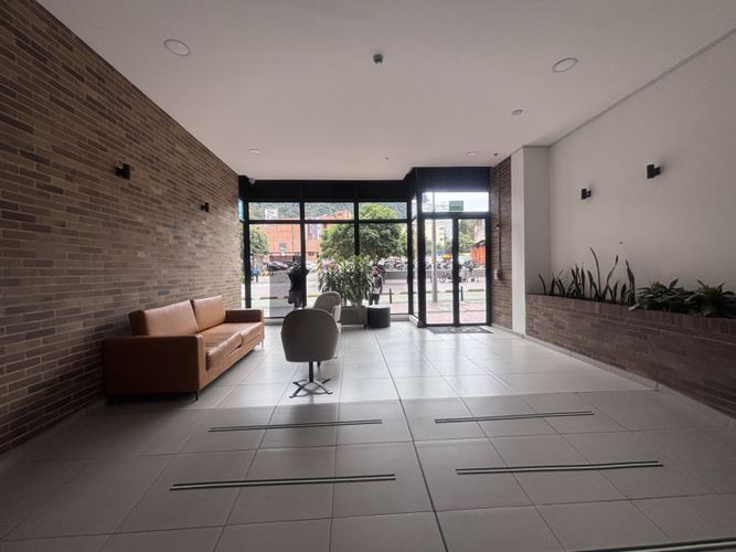 Apartaestudio en venta en Parque Central Bavaria, Bogotá, 27 m² · foto 2 de 24