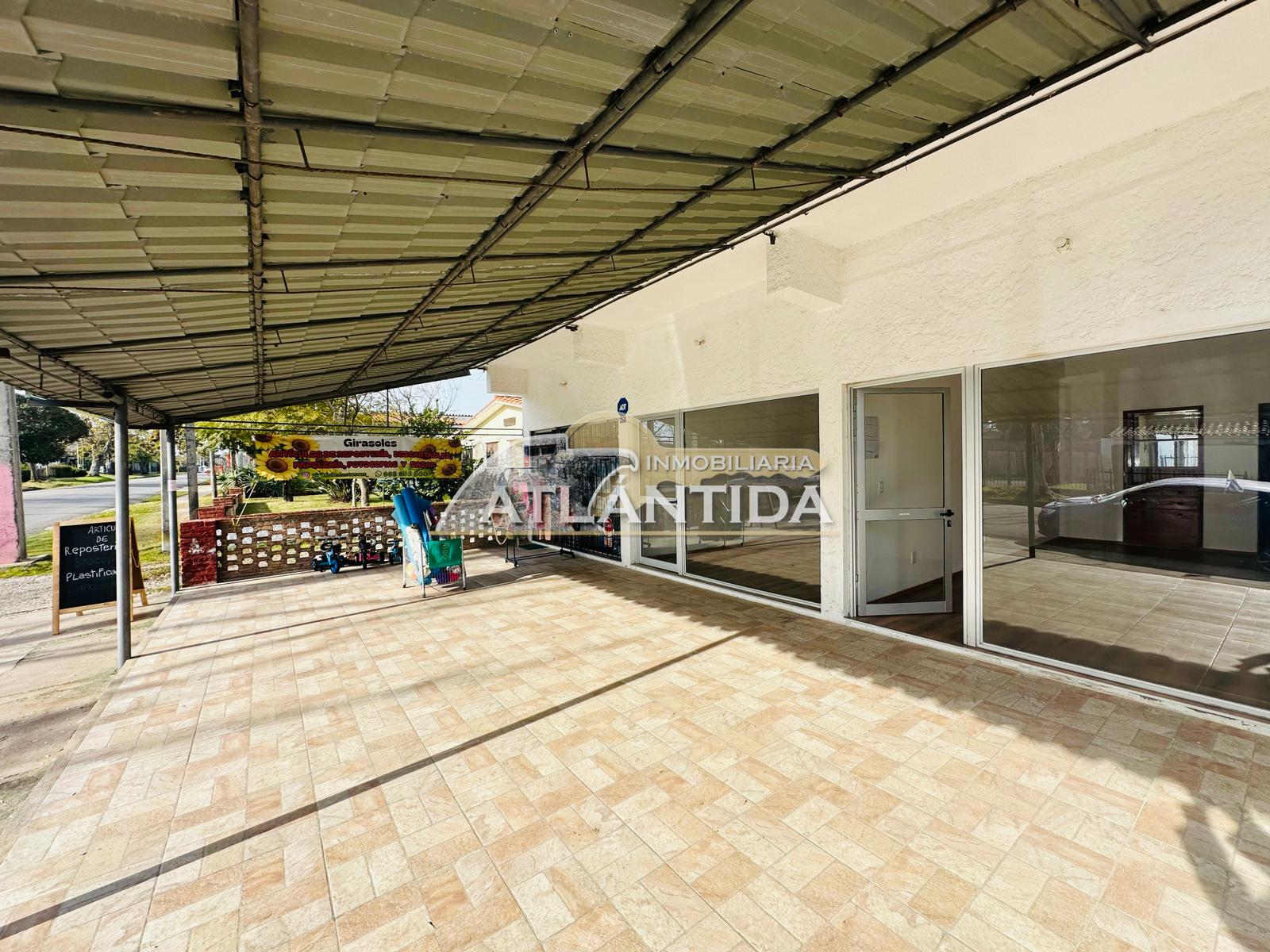 Oportunidad Única! Alquiler De Local Comercial En Las Toscas Sur. Inm Atlántida.