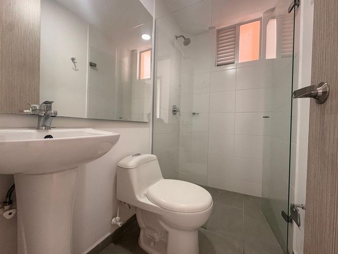Apartamento de 3 alcobas en venta en Tres Esquinas, Sabaneta, 66 m² · foto 14 de 15