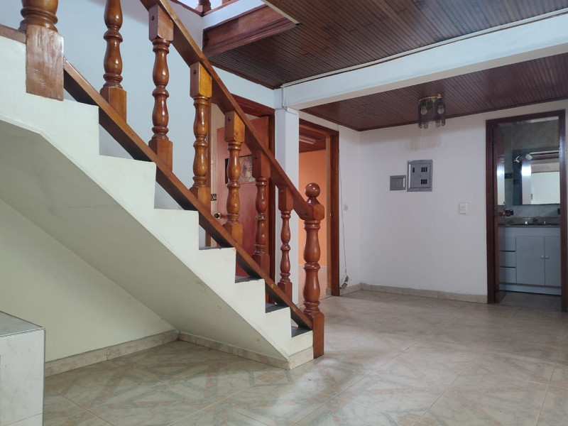 Casa en venta en Kennedy Central, Bogotá · foto 3 de 24