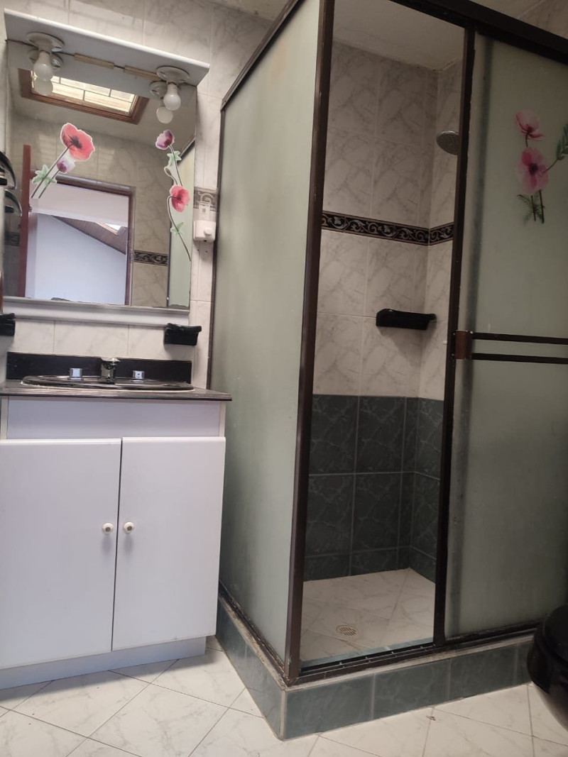 Casa en venta en Kennedy Central, Bogotá · foto 10 de 24
