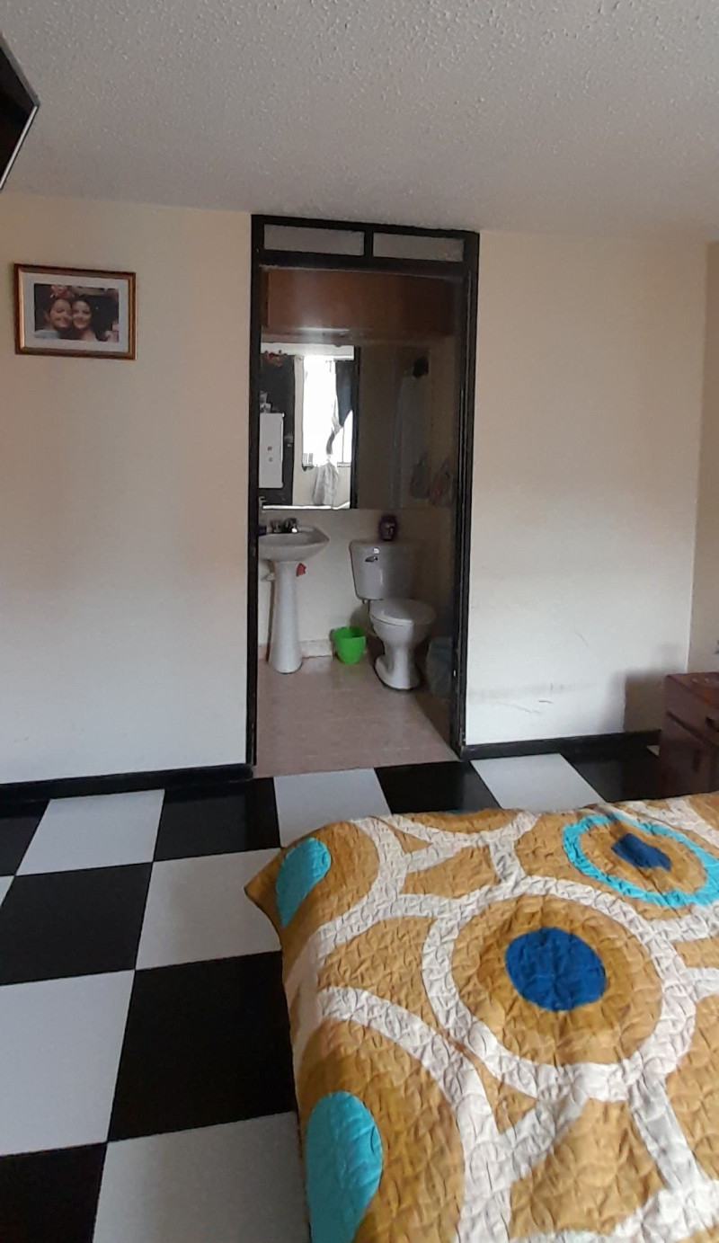 Apartamento en venta en Hipotecho Occidental, Bogotá · foto 8 de 23