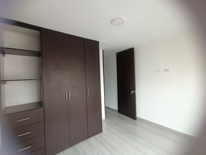 Apartamento en venta en Villemar Fontibon, Bogotá · foto 8 de 11