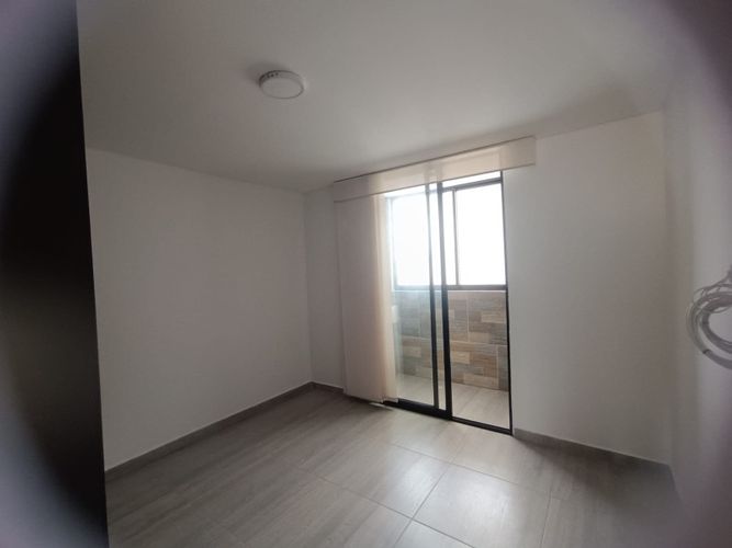 Apartamento en venta en Villemar Fontibon, Bogotá · foto 9 de 11