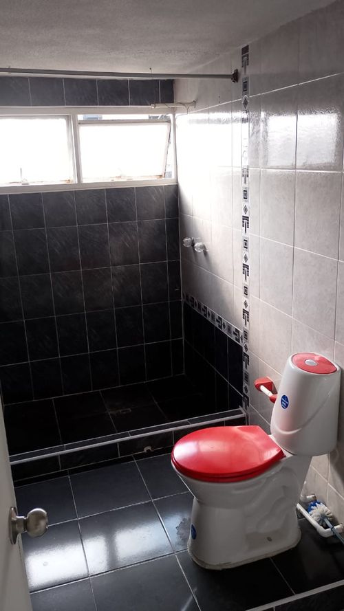 Casa de 6 alcobas en venta en Pontevedra, Bogotá, 301 m² · foto 13 de 14