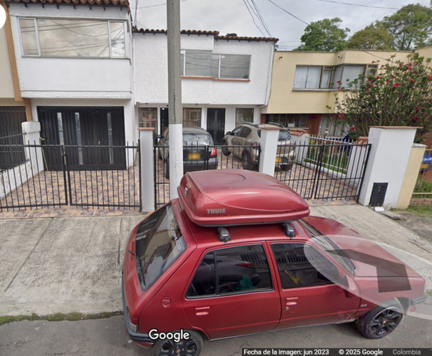Casa de 6 alcobas en venta en Pontevedra, Bogotá, 301 m² · foto 14 de 14