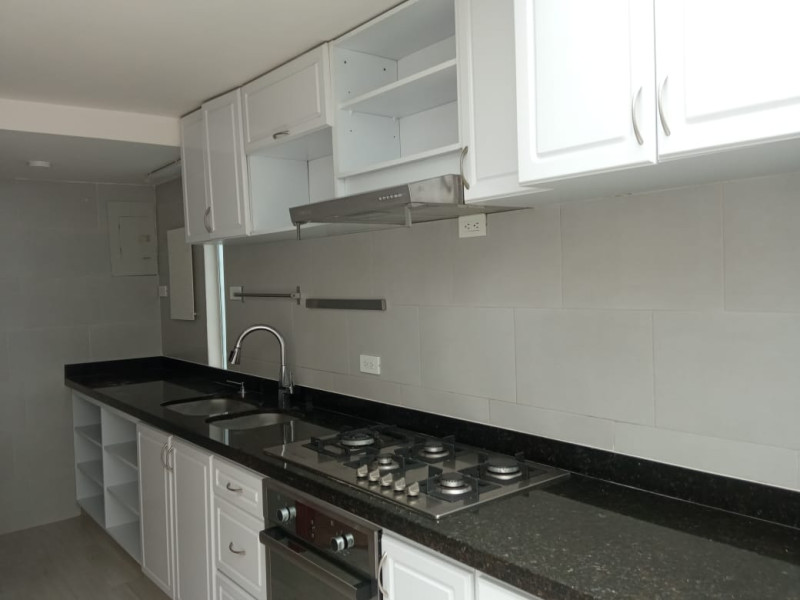 Casa en venta en Cedritos, Bogotá · foto 15 de 21
