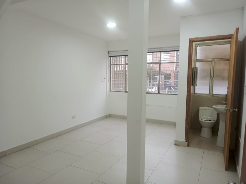 Casa en venta en Las Americas, Bogotá · foto 12 de 24