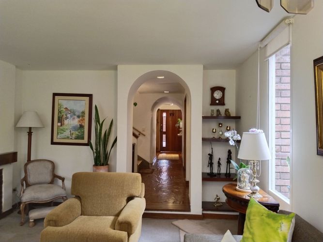 Casa en venta en El Contador, Bogotá · foto 4 de 24
