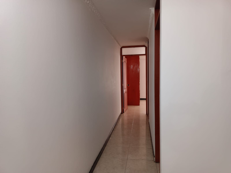 Casa en venta en Zarzamora, Bogotá · foto 2 de 20