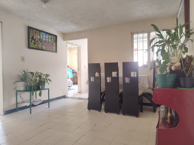 Casa de 8 alcobas en venta en San Luis, Soacha, 78 m² · foto 8 de 14