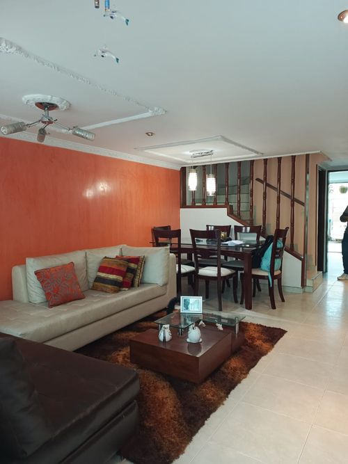 Casa de 3 alcobas en venta en Marsella, Bogotá, 200 m² · foto 2 de 19