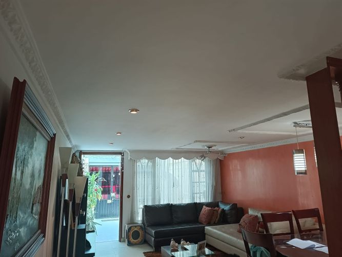 Casa de 3 alcobas en venta en Marsella, Bogotá, 200 m² · foto 7 de 19