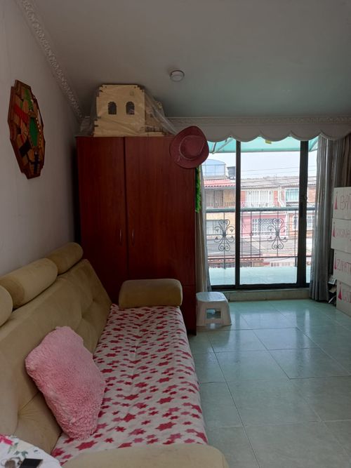 Casa de 3 alcobas en venta en Marsella, Bogotá, 200 m² · foto 13 de 19