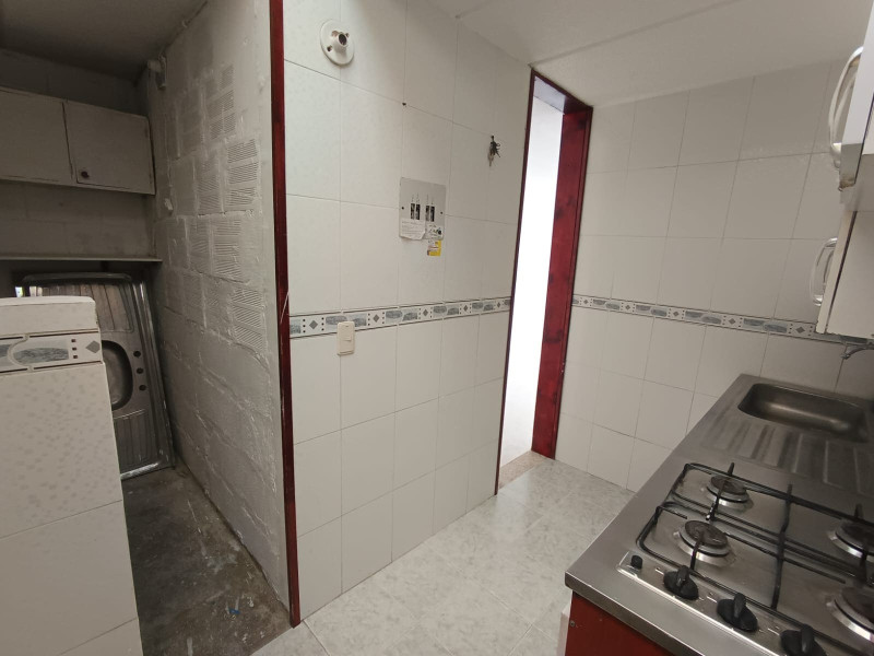 Casa en venta en Los Almendros, Bogotá · foto 8 de 20