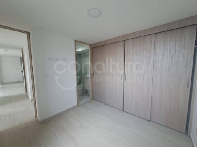 Apartamento de 2 alcobas en venta en Bucaros, Bello, 54 m² · foto 7 de 15