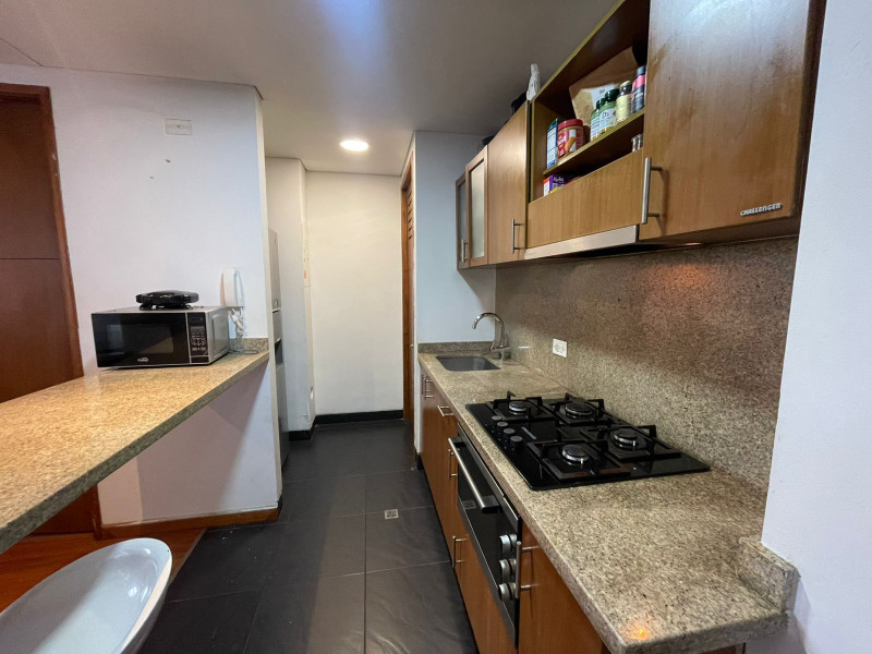 Apartamento en venta en Los Rosales, Bogotá · foto 16 de 24