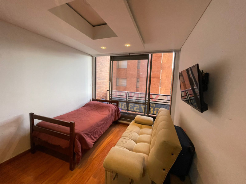Apartamento en venta en Los Rosales, Bogotá · foto 17 de 24