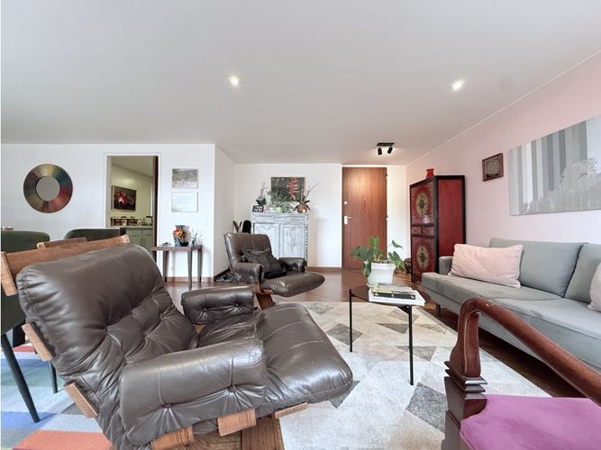 Apartamento en venta en Los Rosales, Bogotá · foto 2 de 22
