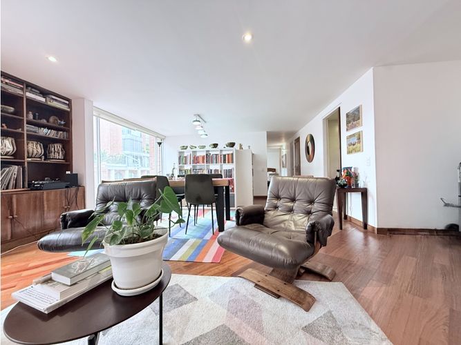 Apartamento en venta en Los Rosales, Bogotá · foto 6 de 22
