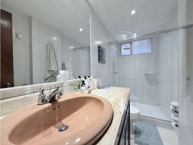 Apartamento en venta en Los Rosales, Bogotá · foto 15 de 22