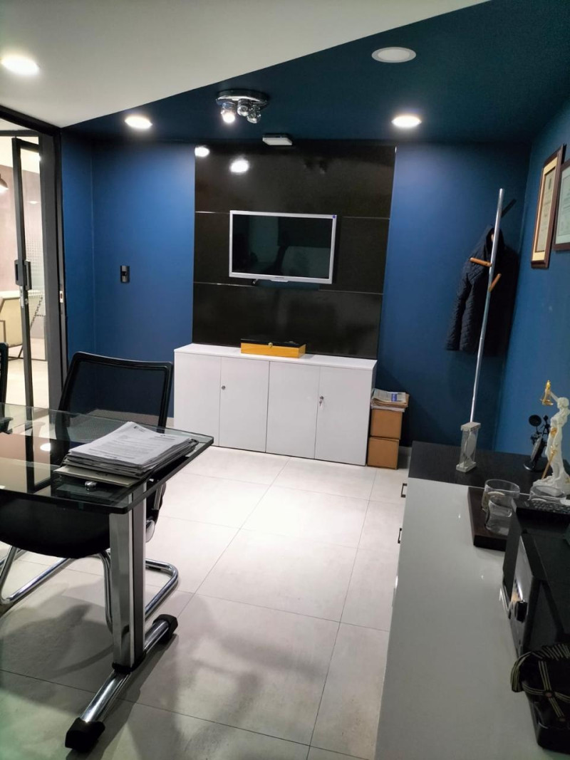 Casa en venta en Barrios Unidos, Bogotá · foto 2 de 23