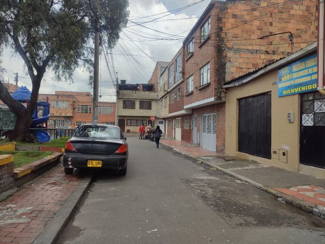 Casa de 4 alcobas en venta en Bosa La Amistad, Bogotá, 90 m² · foto 24 de 24