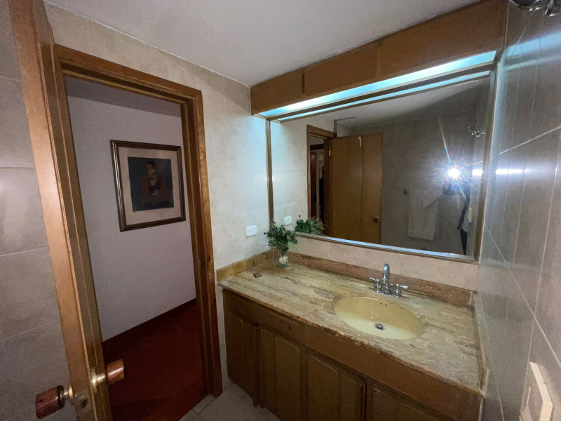 Apartamento en venta en Los Rosales, Bogotá · foto 20 de 24