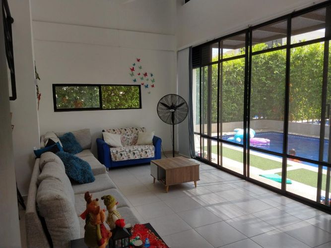 Casa de 4 alcobas en venta en Ricaurte, 319 m² · foto 16 de 24